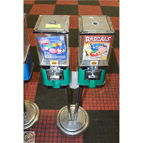 BEAVER CANDY VENDING 25c NO LOCK OR KEYS