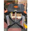 Image 1 : BLACK & DECKER COLLAPSIBLE WORKSTATION