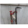 Image 2 : Barrel Pump, 3 Wrecking Bars