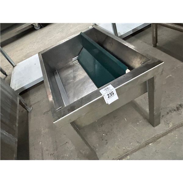 Small Rolling SS Troft