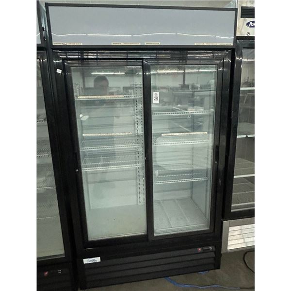 Uconn Double Slide Door Ref Merchandiser (42 Degrees)