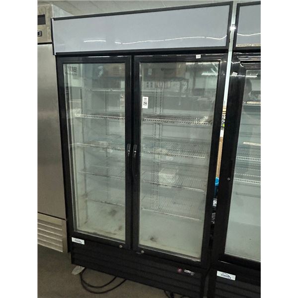 Uconn Rolling 2-Door Ref Merchandiser (38 Degrees)