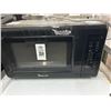 Image 1 : Magic Chef Black M/W Oven