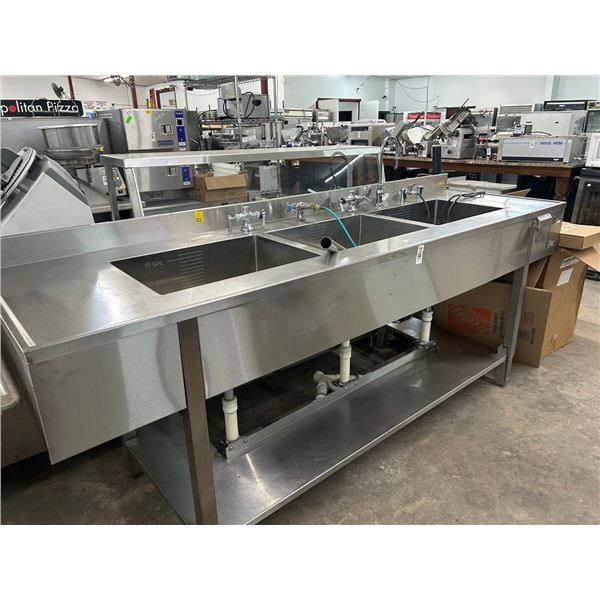 SS  8' Isolated Compartment  3 Comp Sink Workstation w/Undershelf