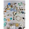 Image 4 : 1 Bag of Jewelry For Parts Or Crafts