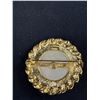 Image 4 : Vintage Signed Fendi Gold Tone Brooch/Pin Roman Lion Head On Faux Pearl Rope Setting - 1.75" Across