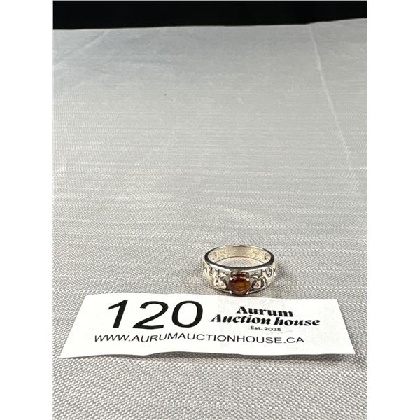 925 Sterling Silver Garnet Elephant Ring Size 8 - Marked & Tested