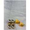 Image 4 : 5 Pairs of Nice Quality Vintage Clip on Earrings - Gold Tone