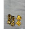Image 5 : 5 Pairs of Nice Quality Vintage Clip on Earrings - Gold Tone