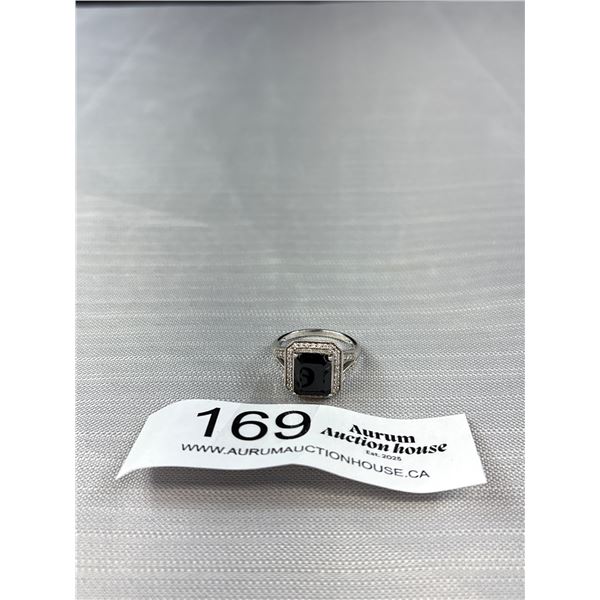 925 Sterling Silver Onyx CZ Ring Size 9 - Marked & Tested