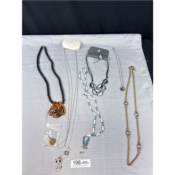 A Group Of 7 Nice Quality Necklaces