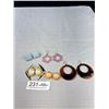 Image 1 : 5 Pairs Of Quality Vintage Pierced Earrings - Lucite, Button +++