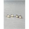 Image 2 : 4 Pairs Of Quality Vintage Genuine Pearl Pierced Earrings