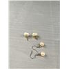 Image 5 : 4 Pairs Of Quality Vintage Genuine Pearl Pierced Earrings
