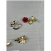 Image 3 : 9 Assorted Vintage Brooches And Pins - 1 Signed, Real Pearls ++++