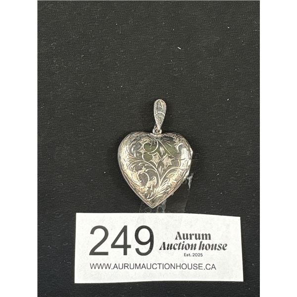 Vintage 925 Sterling Silver Large Etched Heart Locket - 1 7/8" X 1 1/4" - 9.2 Grams - Marked & Teste