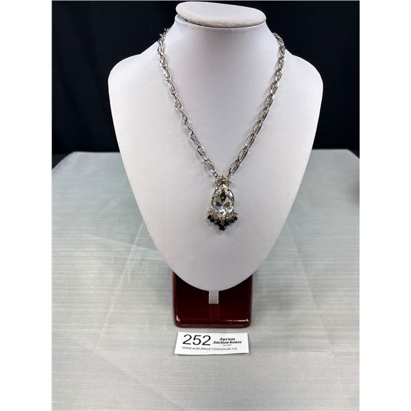 Vintage 18" Prong Set Rhinestone Statement Neclace With 2" Drop