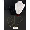 Image 1 : 5 Wearable Gold Tone Necklaces & Pendants