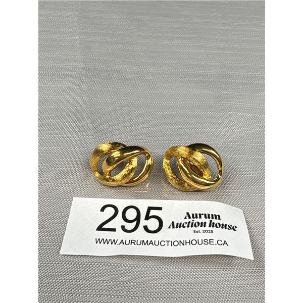 Vintage Signed Napier Knot Screwback Earrings - EUC