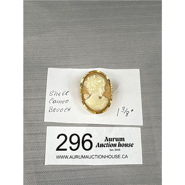 Shell Cameo Brooch 1 3/8"