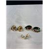 Image 4 : 5 Pairs Of Vintage Clip On Earrings