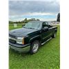 Image 2 : 2004 CHEVROLET SILVERADO 4X4 EXTENDED CAB PICKUP - RUNS AND DRIVES!