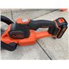 Image 2 : BLACK & DECKER STRING TRIMMER AND HEDGE TRIMMER