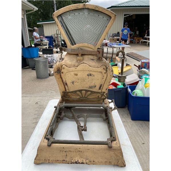 VINTAGE "COMPUTING" SCALE