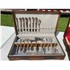 Image 7 : SILVERWARE SETS IN WOODEN STORAGE BOXES; LOT OF 3