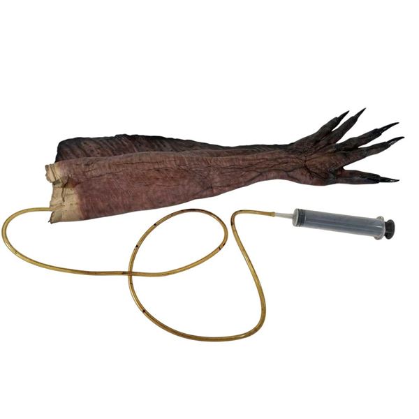 Priest (2011) - Vampire Queen Blood Tube FX Claws & Lower Arms