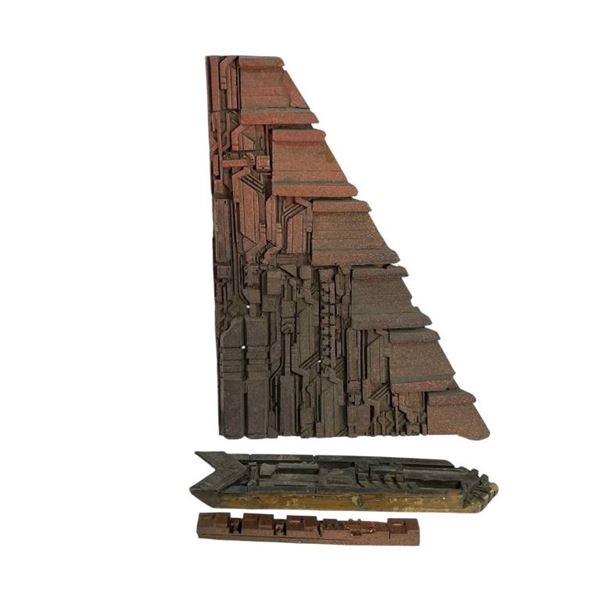 Stargate (1994) - Outside Pyramid Props