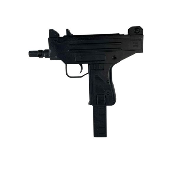 Tango & Cash (1989) - Kurt Russell Micro Uzi