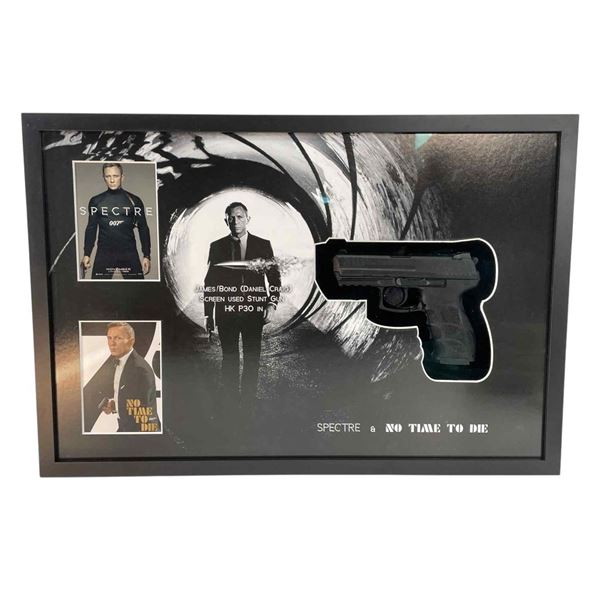 James Bond - Spectre (2015) & No Time to Die (2021) - James Bond (Daniel Craig) Framed HK P30