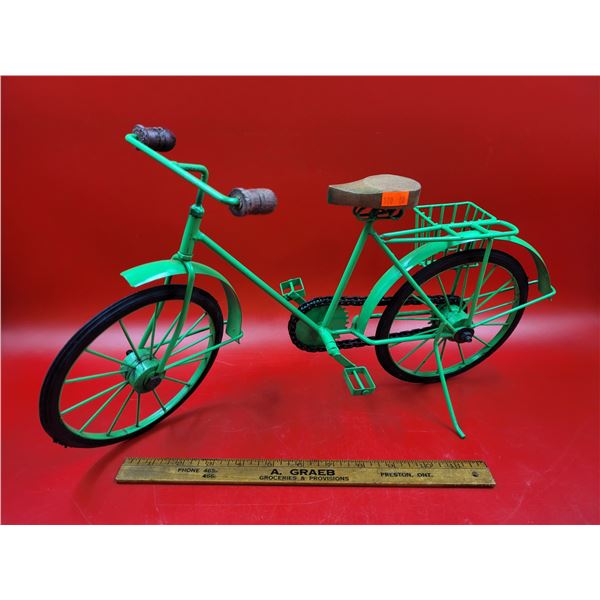 Green Metal Bicycle Decor