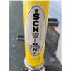 Image 3 : Schwinn Stingray Fair Lady Bicycle Made in USA w/ Chopper-Style Handles & Banana Seat