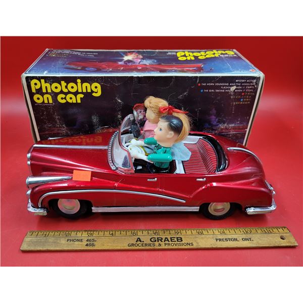 VTG Tin "Photoing on Car" Battery-Operated Toy