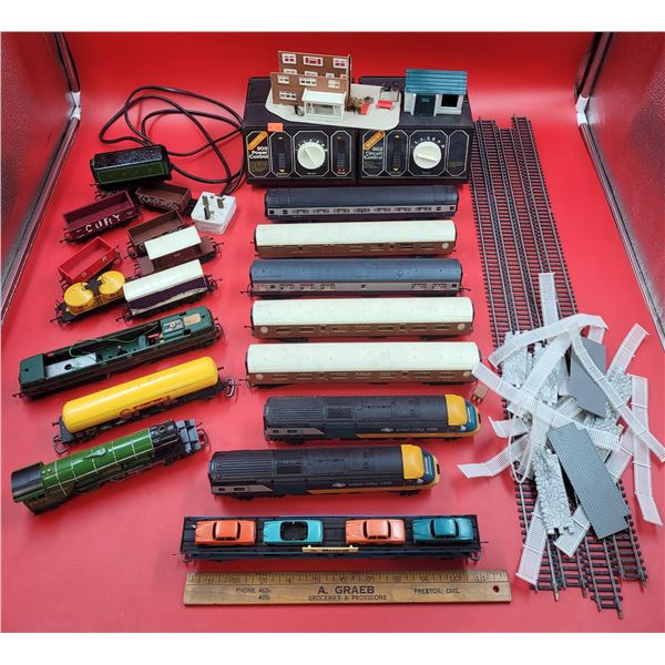 Lot Of Assorted VTG Railway Pieces & Control Units