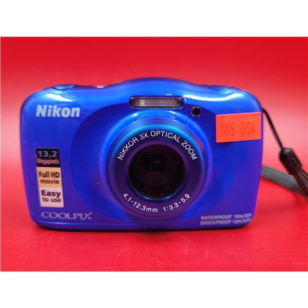 Nikon COOLPIX Waterproof W100 Digital Camera