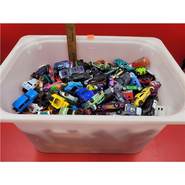 Large Lot Of Assorted Die Cast Vehicles