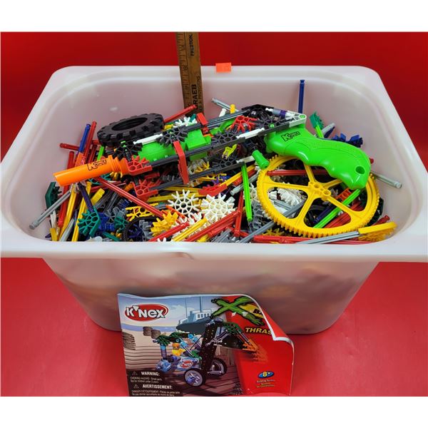 Large Lot Of Assorted K'nex Building Blocks