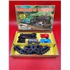 Image 1 : VTG Battery Operated Figure 8 Western Train Set