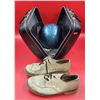 Image 1 : VTG Bowling Shoes, Bowling Ball, & Brunswick Carrying Case