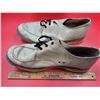 Image 2 : VTG Bowling Shoes, Bowling Ball, & Brunswick Carrying Case