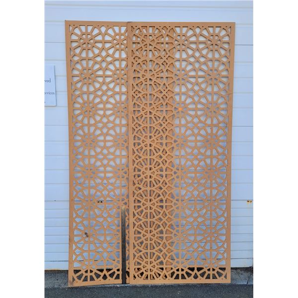 2 Decorative Panels