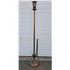 Image 1 : VTG Floor Lamp w/ Ornate Base