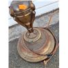 Image 2 : VTG Floor Lamp w/ Ornate Base