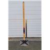 Image 1 : Razor 10" Land Scape Hand Tamper w/ Wooden Handle