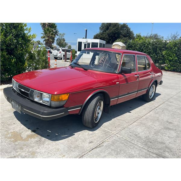 SAAB 900 1983 O/S T-DONATION
