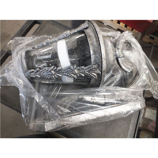 4 Outdoor Light Fixtures