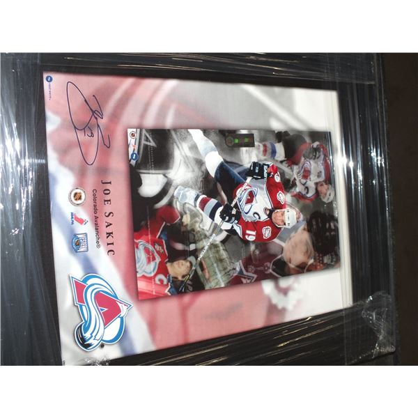 Signed Joe Sakic Colorado Avalanche Picture